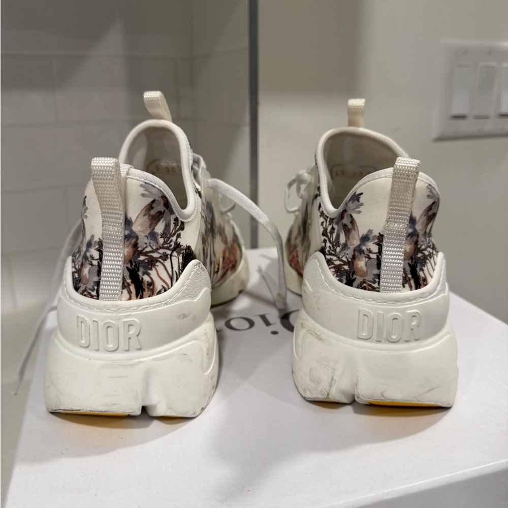 Dior sneakers - Picture 7 of 10